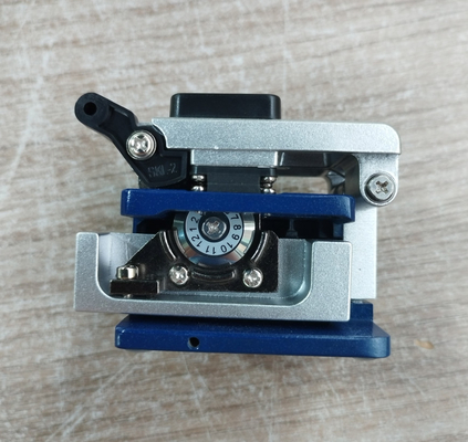 FC-6S 光ファイバー切断器 冷熱接続 CNC 光ファイバー切断機