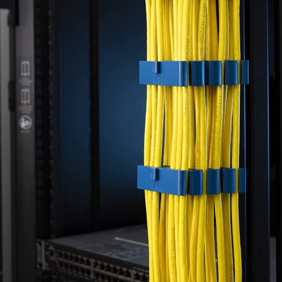 ネットワークケーブルマネージャ CAT5 CAT6 キャベルのコンビ 光ファイバーケーブルドレッサー